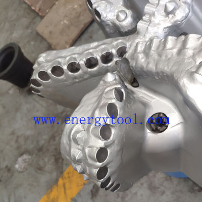 رأس حفر PDC ماسي من أدوات الحفر بمواصفات API
