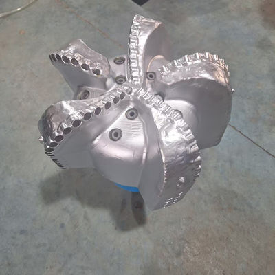 17-1/2"PDC Drill Bit with 16mm Diamond Cutter of oil Well Drilling Applications